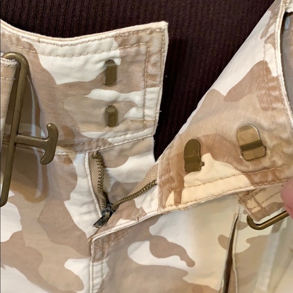 Arizona-Belted Utility Skirt EUC - Picture 5 of 10